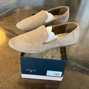 Size 9 Birdies loafers. Very gently worn. Slight tear in ribbon on back heel.